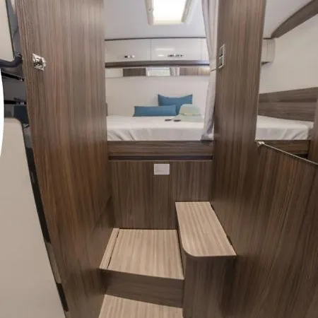 Autocaravana La Perla Camping Fraga