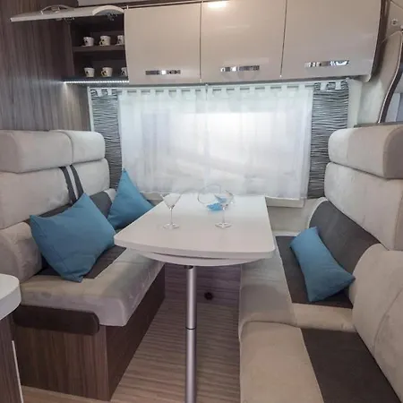 Autocaravana La Perla Camping Fraga