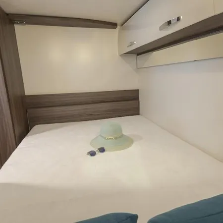 Camping Autocaravana La Perla *